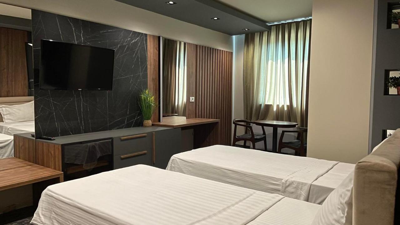 Hotel Emka เทโทโว ภายนอก รูปภาพ