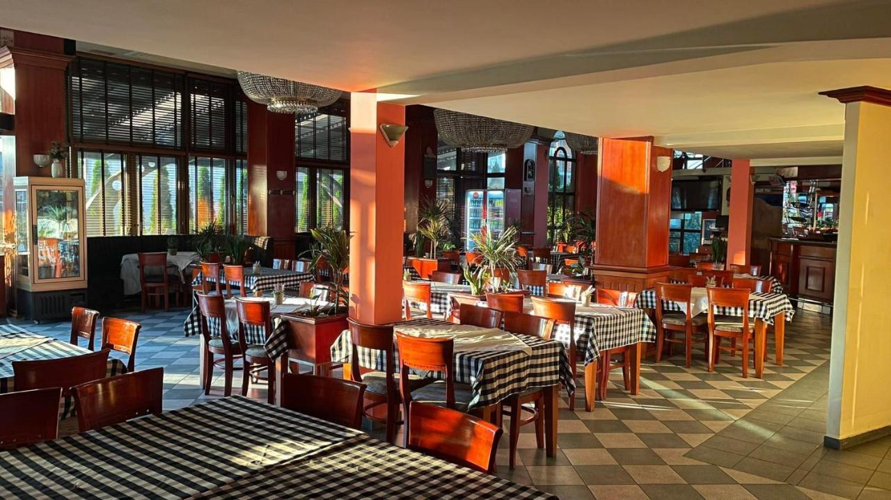Hotel Emka เทโทโว ภายนอก รูปภาพ
